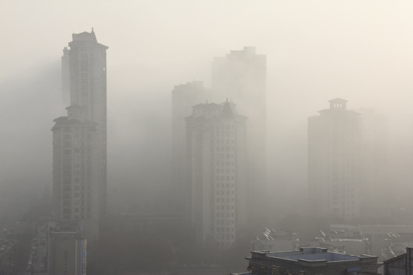 恒冠儀表提示您國內(nèi)多地區(qū)出現(xiàn)十面“霾”伏  那么新型儀表何時崛起？